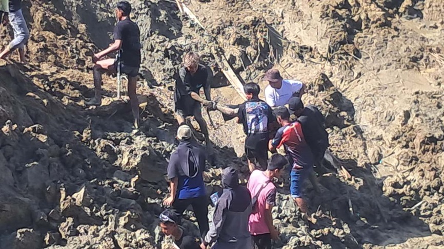 Emas yang Menelan Nyawa ; Tragedi Bombana & Peringatan Keras Tambang Ilegal